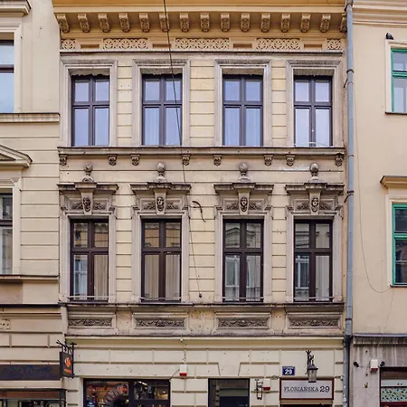 Birdman - Old Town By Willy Walls Krakow